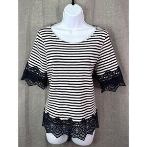 Chico's Women's 1/2 Sleeve Knit Top Size 1 Medium Navy Stripe Lace Trim